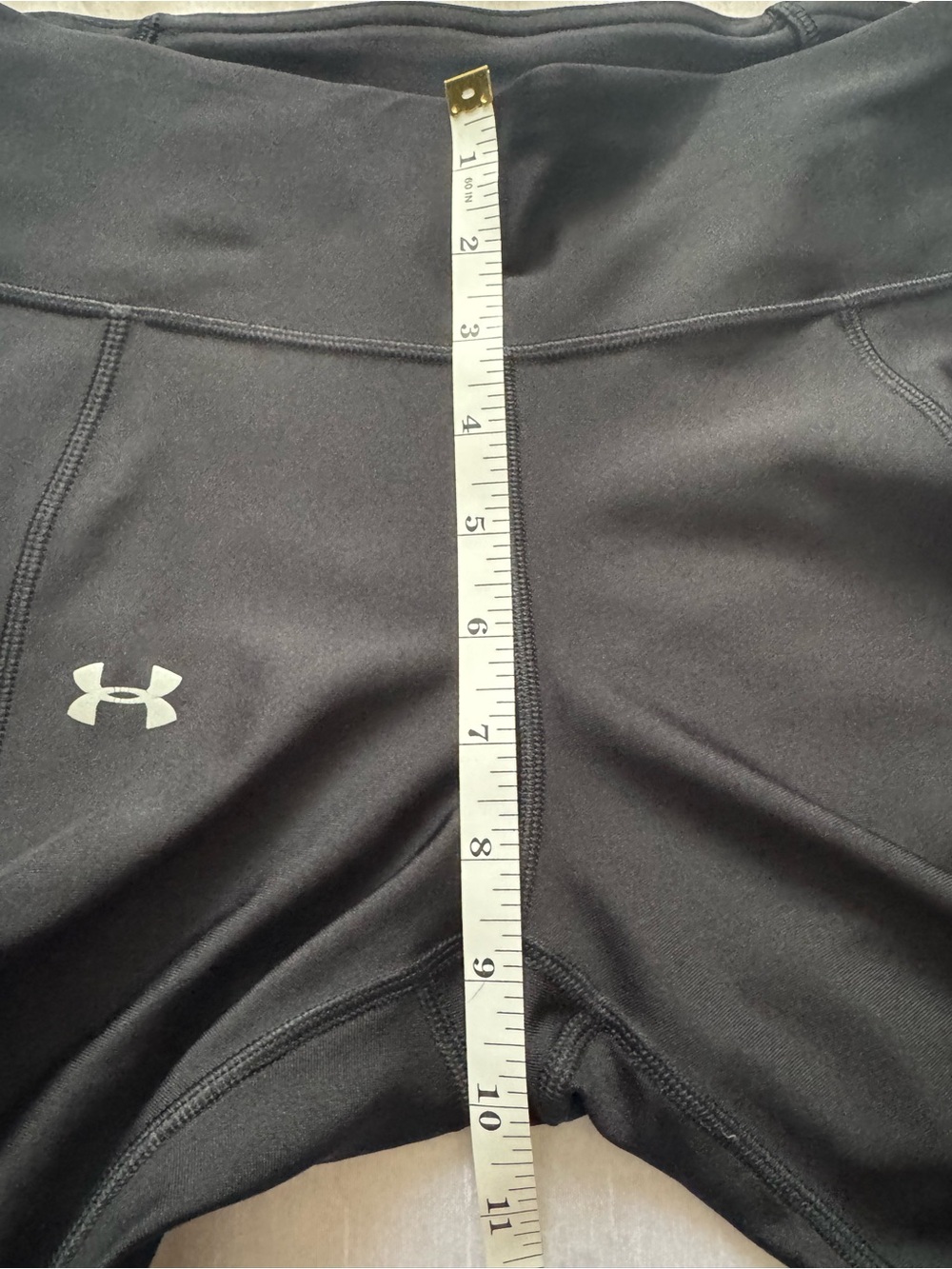 Under Armour Power In Pink Fly-By Pocket Compression Capri Leggings, S, EUC - Picture 4 of 9